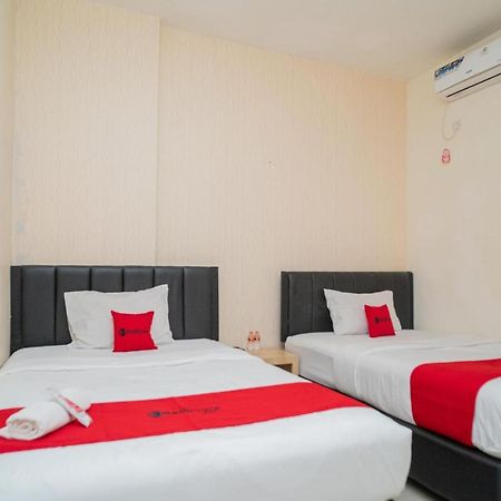 OYO 1293 Dei Residence Arjosari Malang Exterior foto
