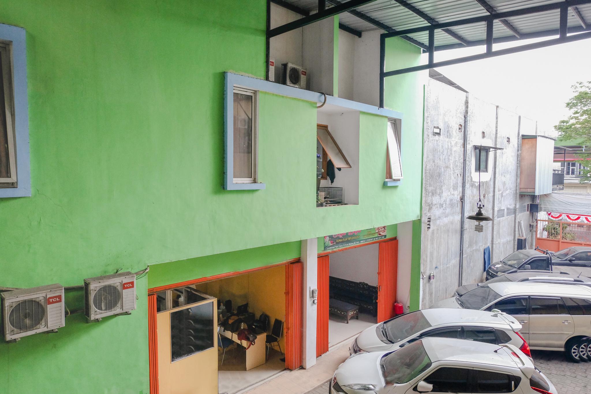 OYO 1293 Dei Residence Arjosari Malang Exterior foto