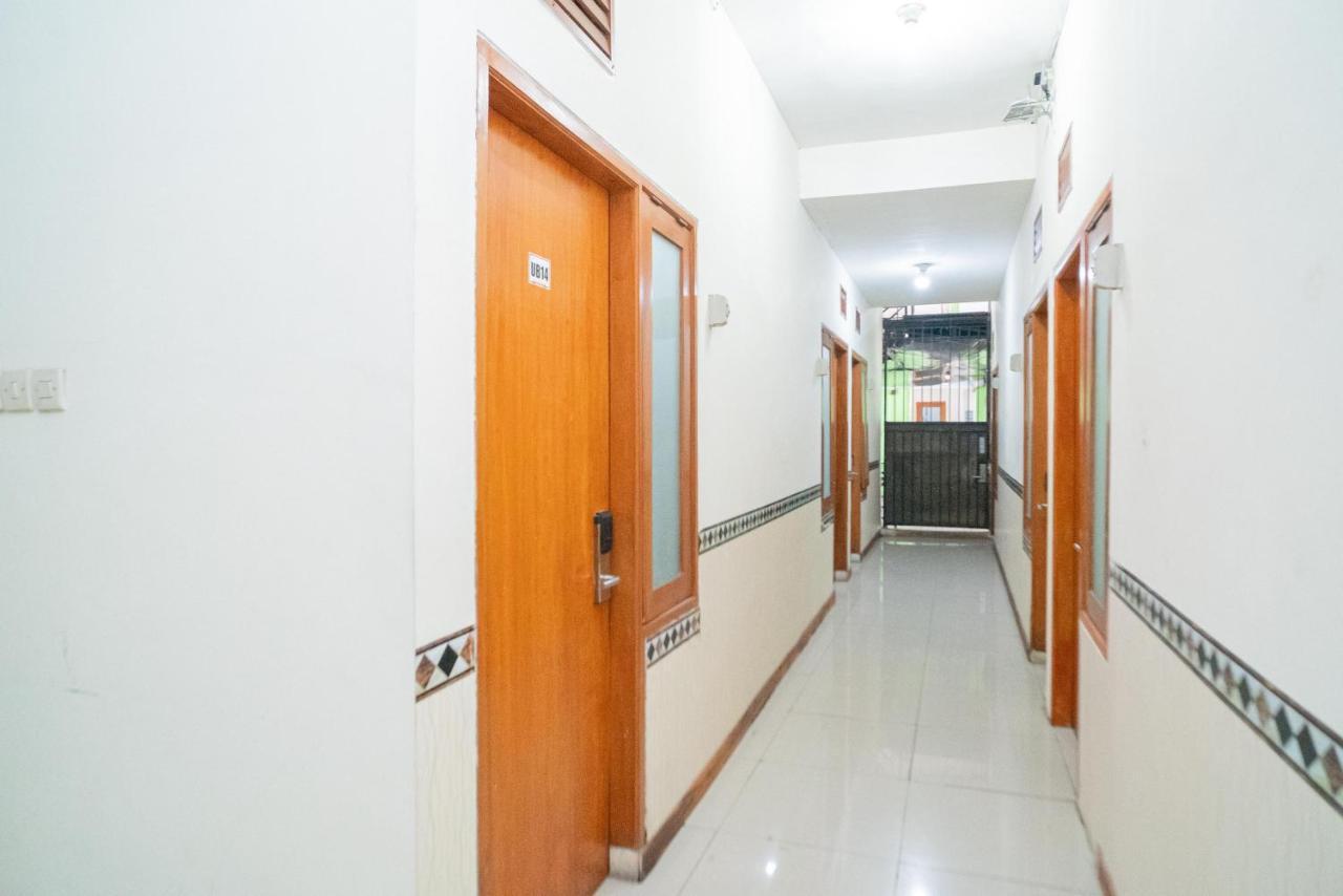 OYO 1293 Dei Residence Arjosari Malang Exterior foto