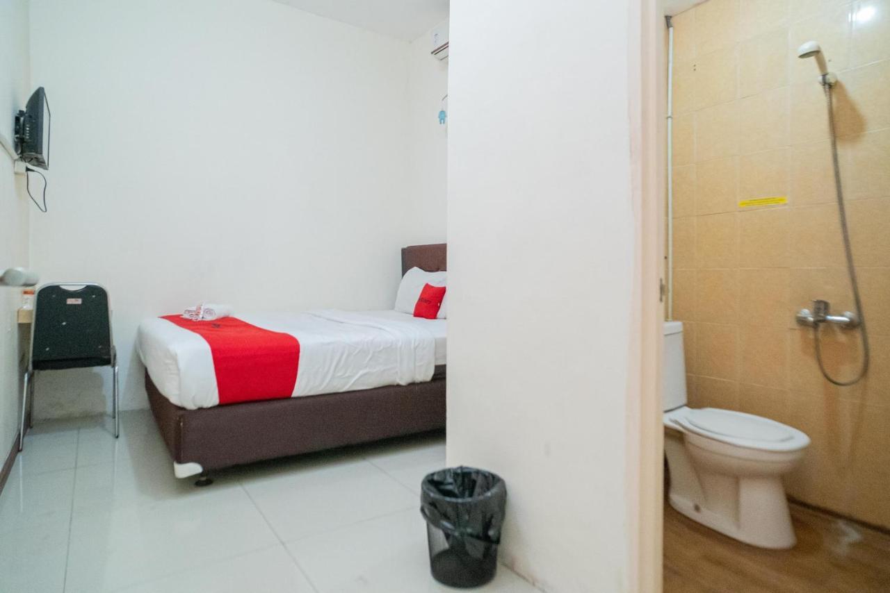 OYO 1293 Dei Residence Arjosari Malang Exterior foto
